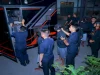 313 Narapidana High Risk Dipindahkan ke Nusakambangan, Jawa Barat Terbanyak narapidana-digelandang-ke-mobil-tahanan-untuk-dibawa-ke-lapas-nusakambangan-cilacap-jawa-tengah-rabu-7102025-foto-dirjenpas-08102026-8004